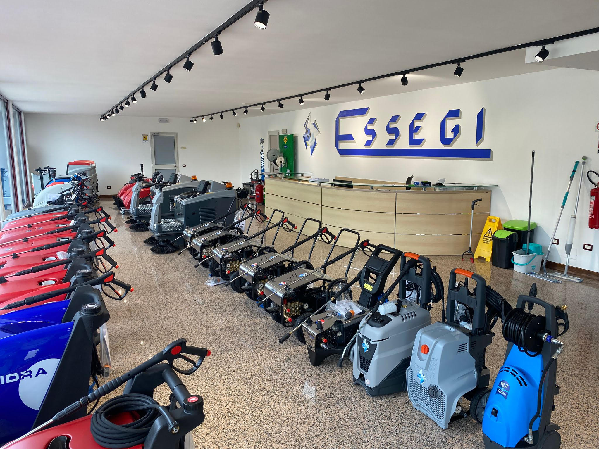 Showroom Essegi